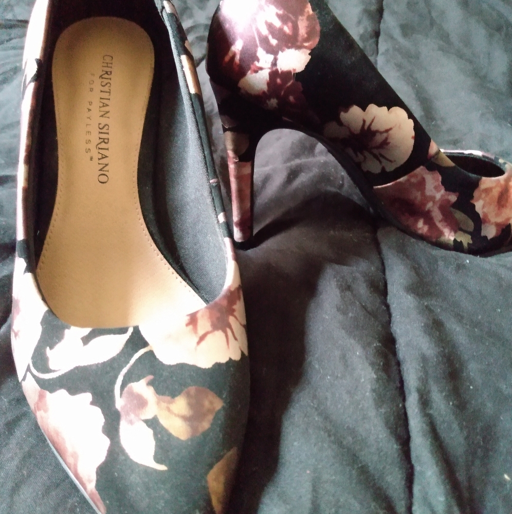 Flower print heels